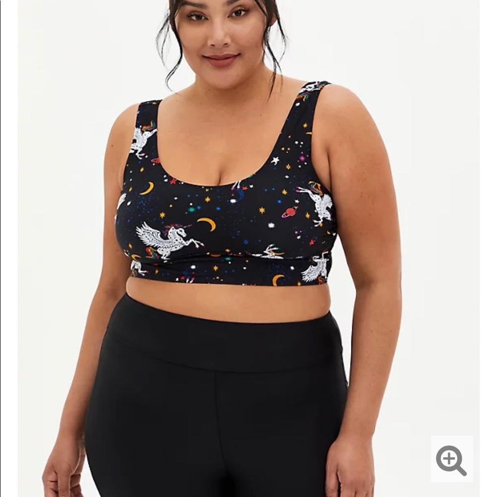 NWT TORRID BLACK PEGASUS PRINT SCOOP SWIM TOP